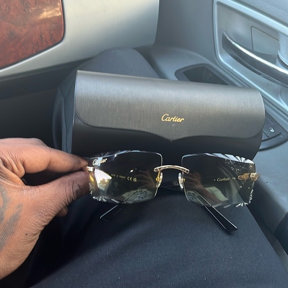 Cartiers from towers optical